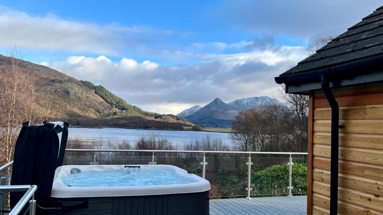 The Heronry Hideaway With Luxury Hot Tub * Ballachulish