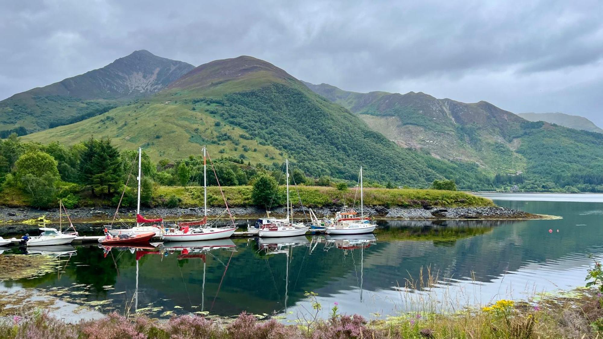 The Heronry Hideaway With Luxury Hot Tub Ballachulish