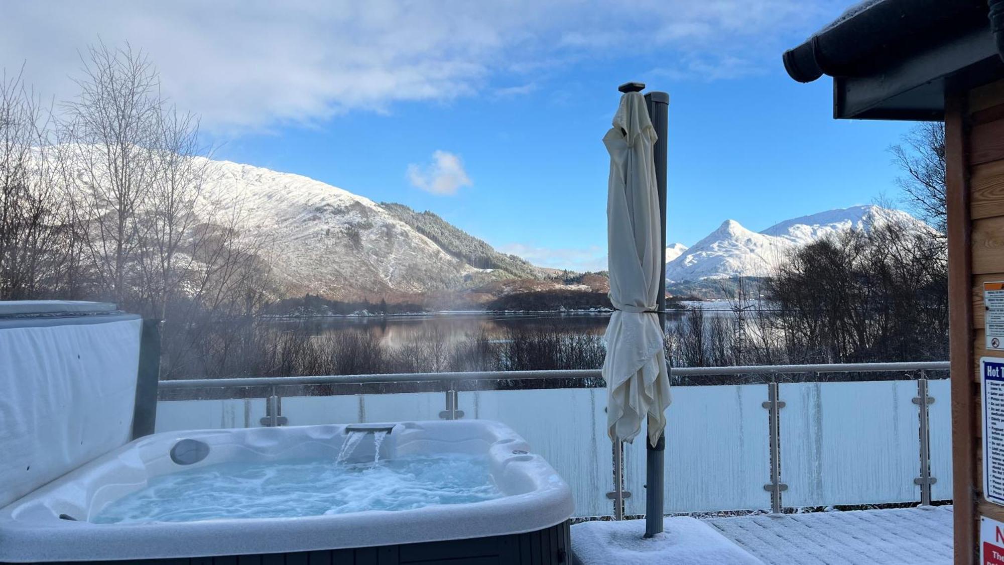 The Heronry Hideaway With Luxury Hot Tub