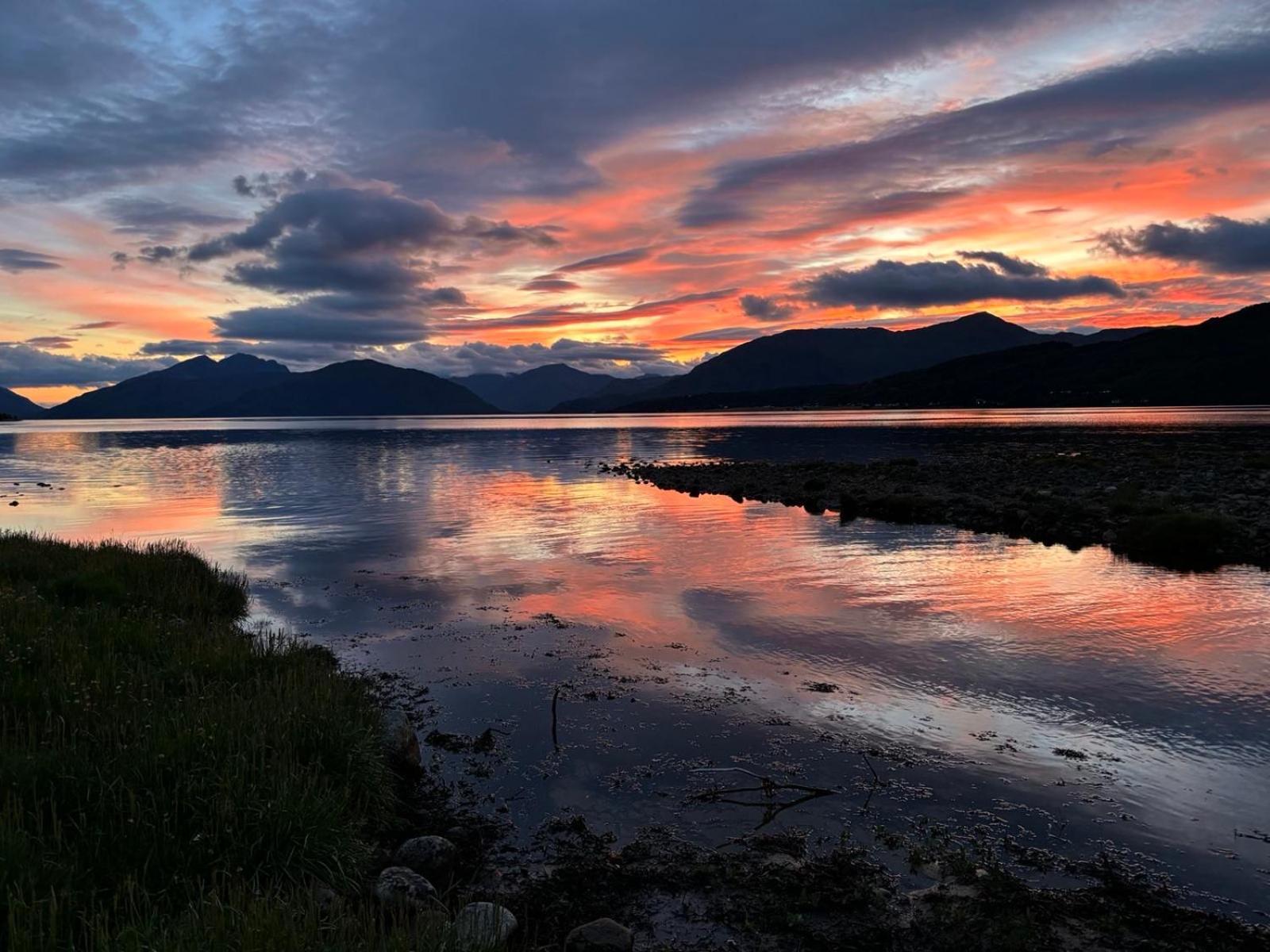 The Heronry Hideaway With Luxury Hot Tub Ballachulish