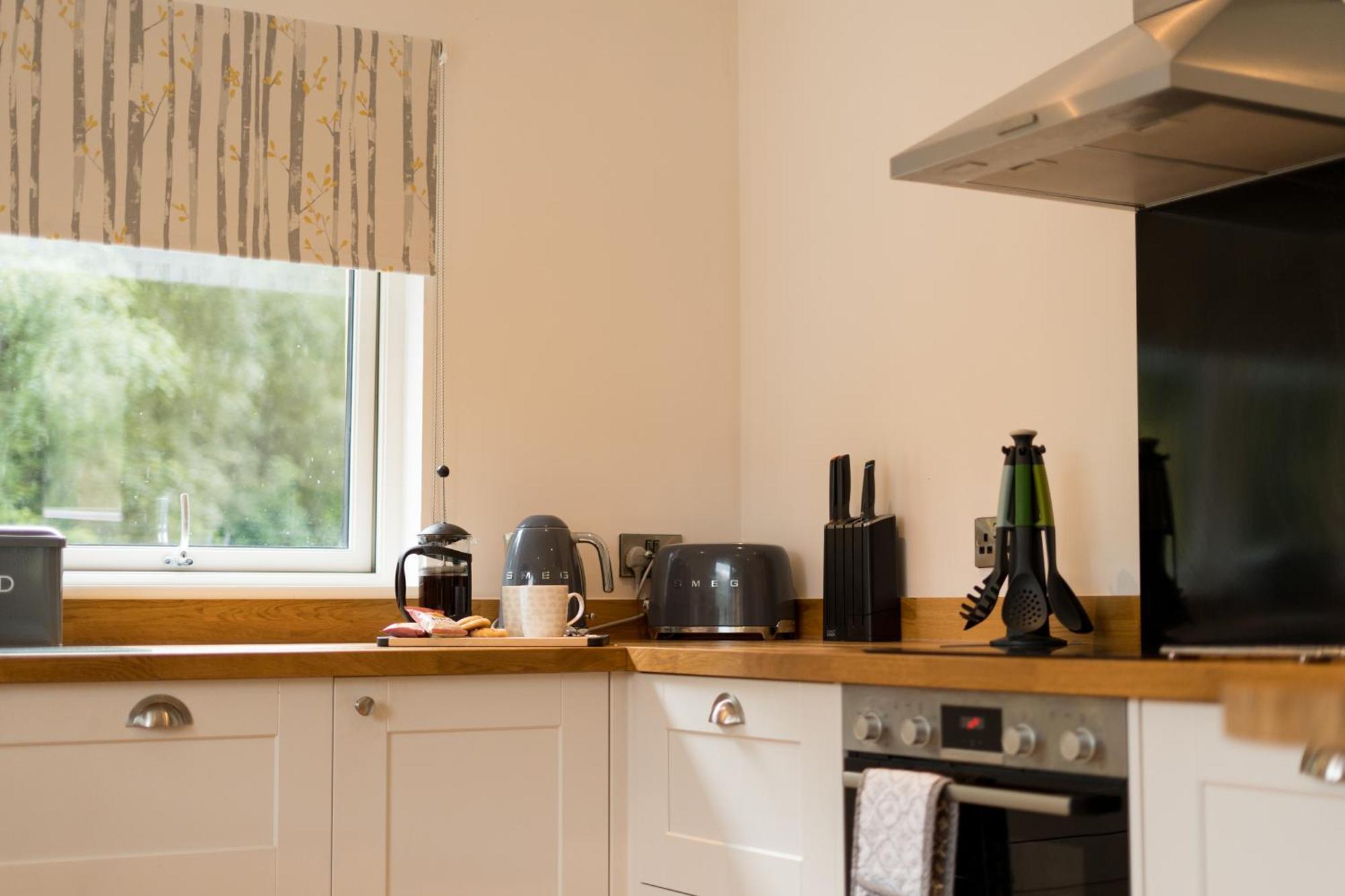 The Heronry Hideaway With Luxury Hot Tub